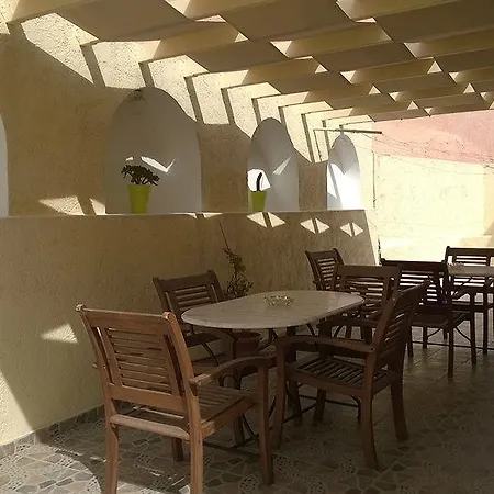 Aparthotel Anemomilos