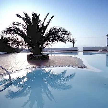 Lägenhetshotell Anemomilos Oia