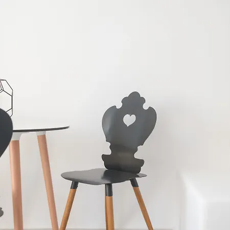 Anemomilos Aparthotel