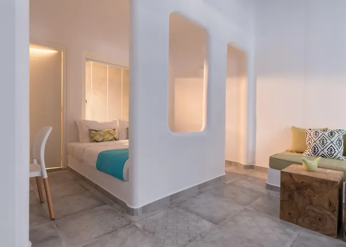 Anemomilos Aparthotel Oia