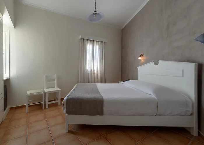 安尼摩米里洛斯酒店 伊亚