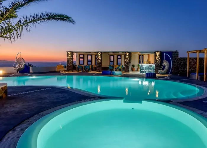 Aparthotel Anemomilos 4*