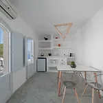 Anemomilos מלון דירות אויה