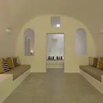 Anemomilos מלון דירות אויה