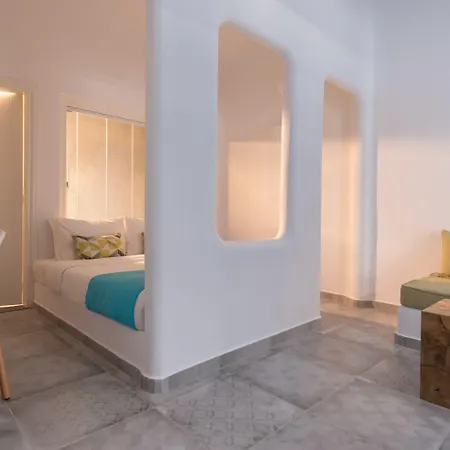 Anemomilos Aparthotel Oia