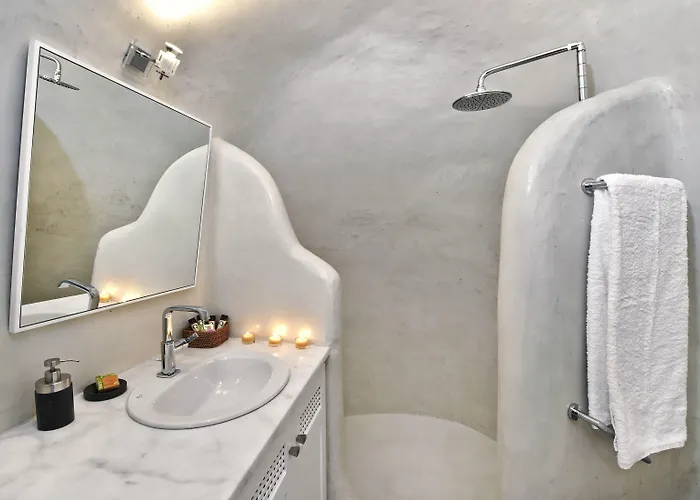 Anemomilos Appart hôtel Oia (Santorini)