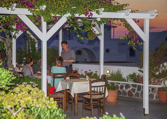 Anemomilos Oia (Santorini)