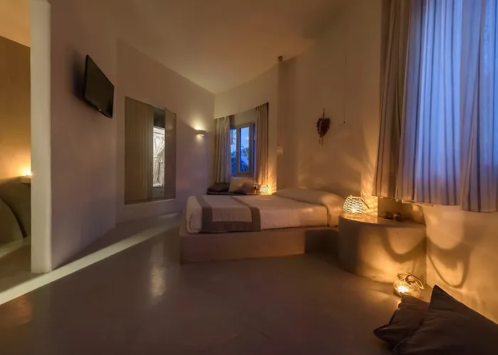 Anemomilos Oia (Santorini)