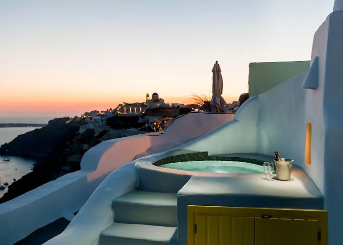 Anemomilos Aparthotel 4*